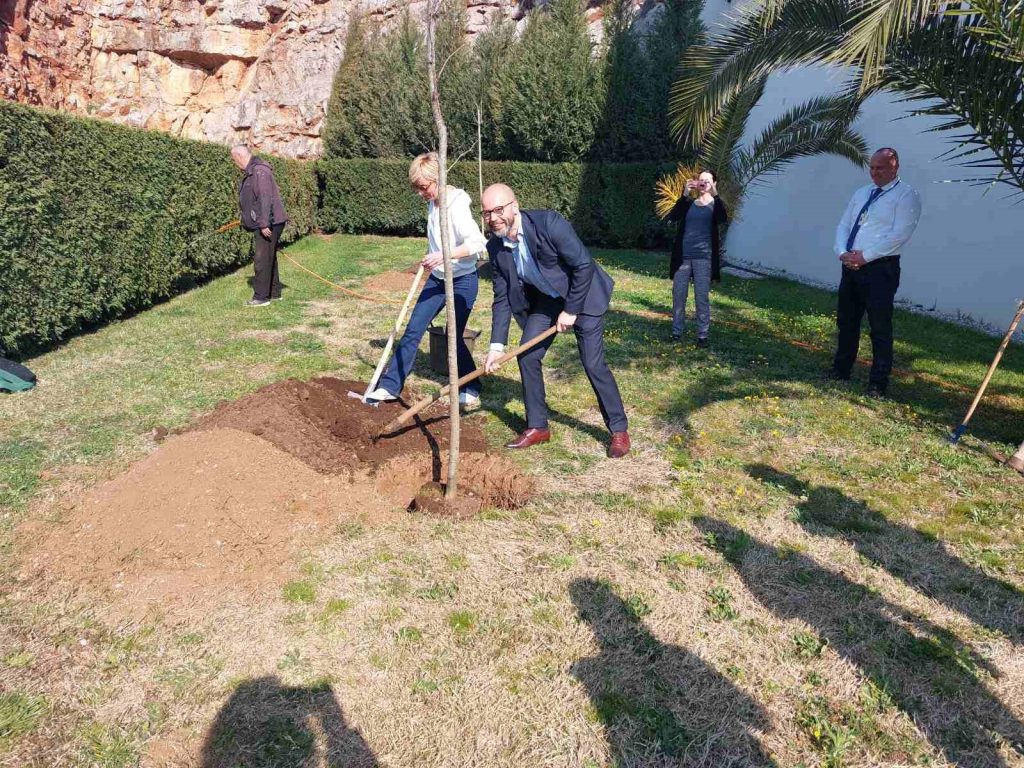 Sadnje medonosnih biljaka i obilježavanje Svjetskog dana pčela